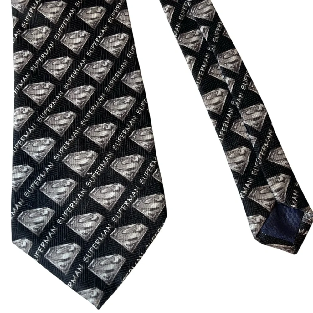 DC Comics Superman Logo Tie Rock & Meister Black Polyester Novelty Necktie 2000